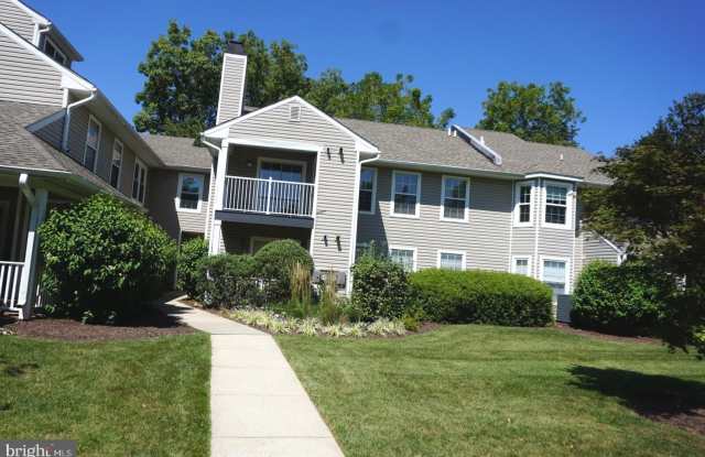 923 RAILWAY Square unit: 30