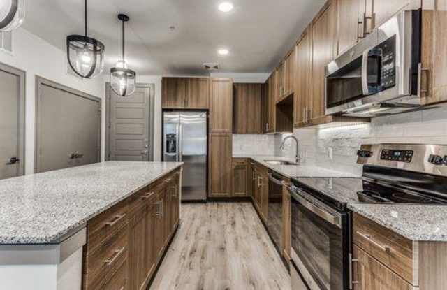 Photo of 4321 S Congress Ave