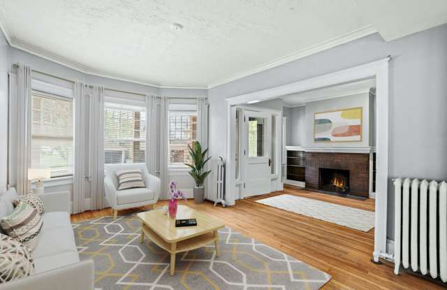 Photo of 2118 Linnwood single Family Home