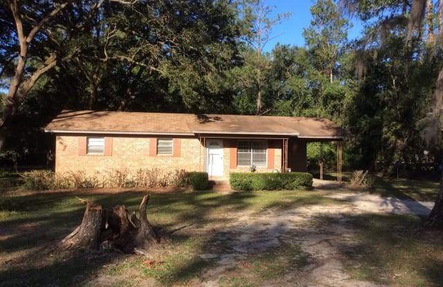 240 Oak Street - 240 Oak Street, Crawfordville, FL 32327