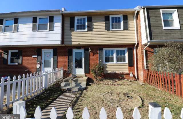 1717 FORT HENRY Court