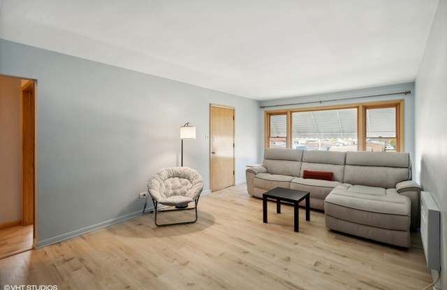 6845 W Leland Avenue unit: 2