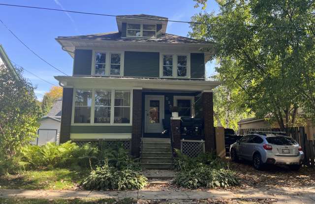 525 S Randall Ave