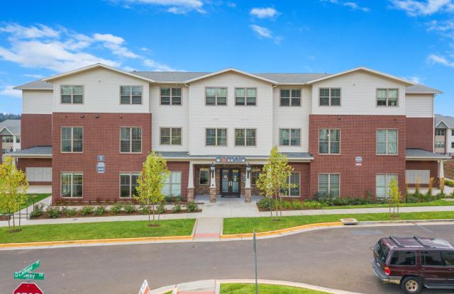 Student Housing - Yugo Corvallis Domain