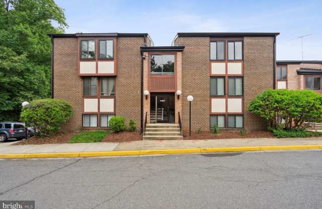 3107 BUCCANEER COURT