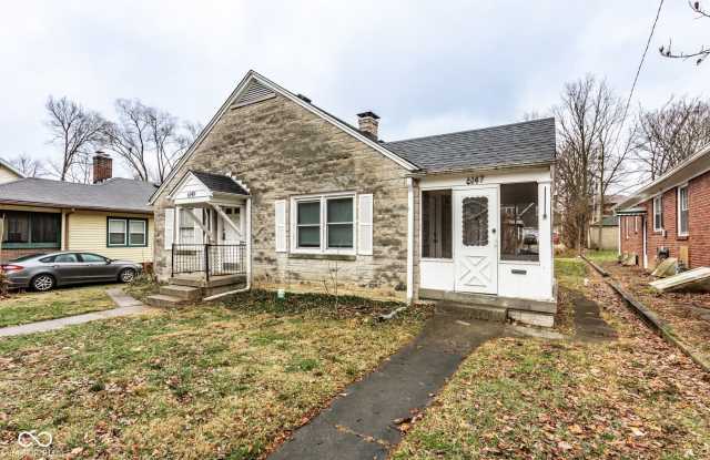 Photo of 6147 Broadway Street