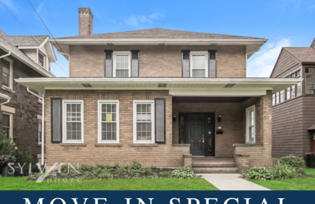 233 Spruce Street - 233 Spruce Street, Canonsburg, PA 15317