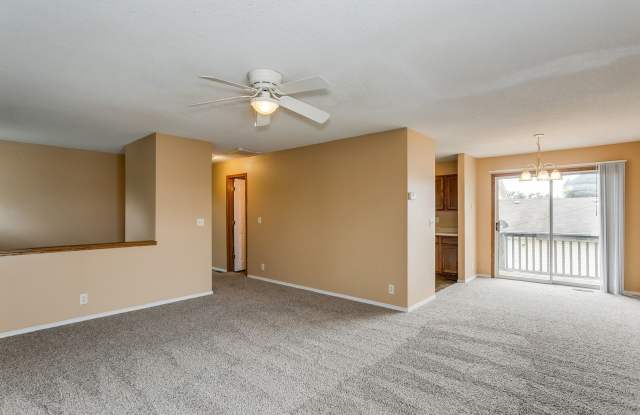 Super sized 3 bedroom townhouse