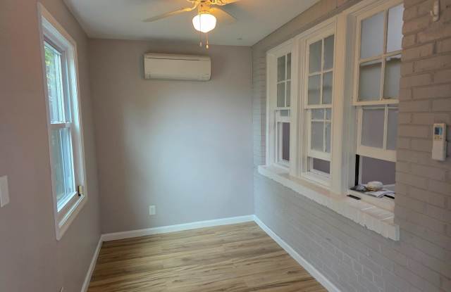 4708 3RD Place NW unit: 4