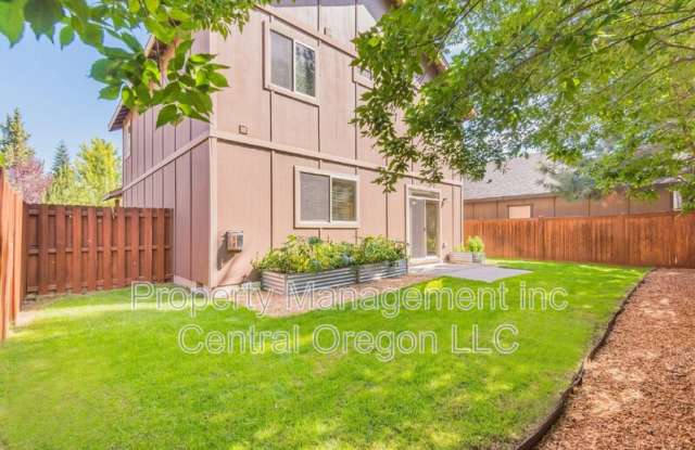 20269 Knightsbridge Pl