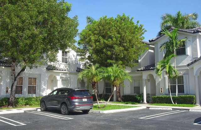 5460 NW 107th Ave