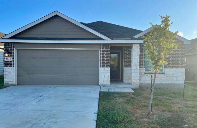 Move-In Special. 1 Month Free at 8014 Chanting Bend