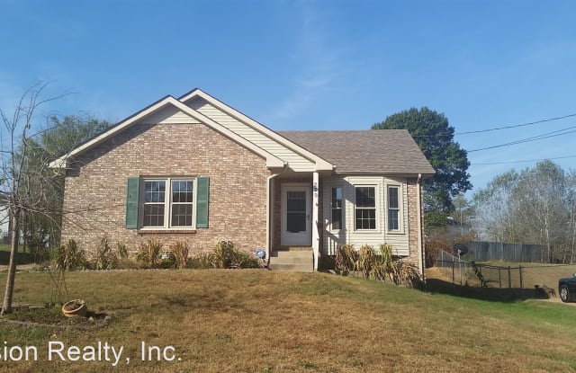 279 Moncrest Dr - 279 Moncrest Drive, Clarksville, TN 37042