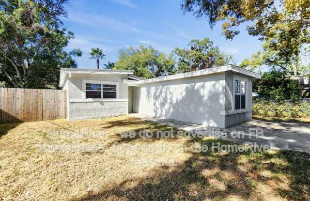 Photo of 6411 S Richard Ave