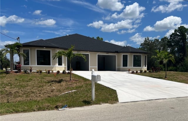 4854 30th Street SW - 4854 30th Street Southwest, Lehigh Acres, FL 33973