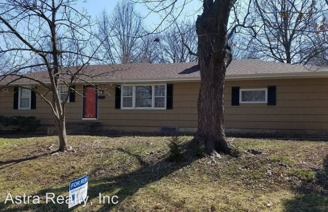 8609 E 84th St - 8609 East 84th Street, Raytown, MO 64138