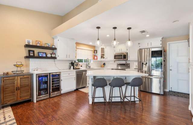 43911 La Carmela Drive