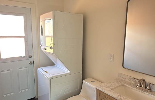 13038 Terra Bella Street