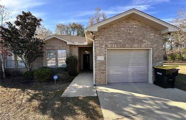 154 Village Oaks Blvd