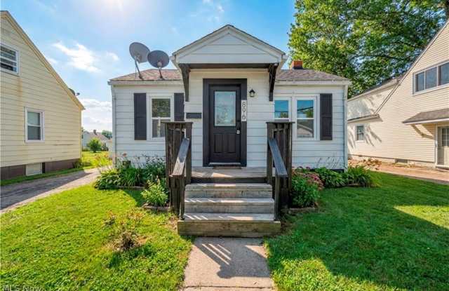 896 Indian Trail
