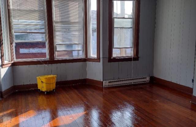 31 South St