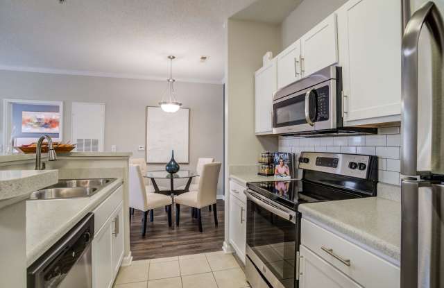 Avant at Steele Creek