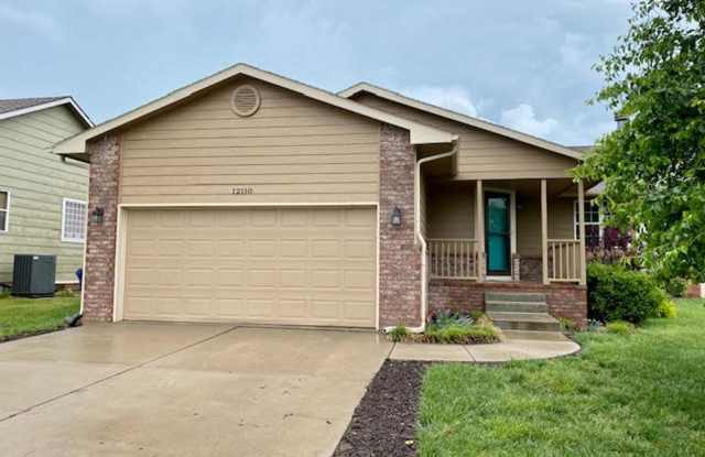 Photo of 4 bedroom/3 bath house (12110 E Laguna)