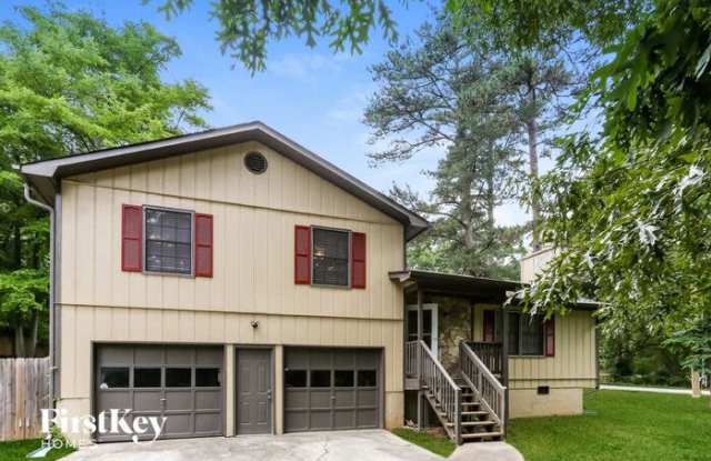 2108 Harold Lane Southeast