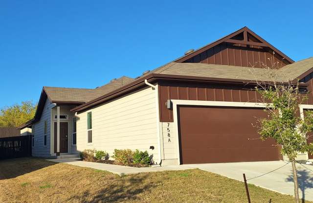 Photo of Stunning Duplex in Emma Park