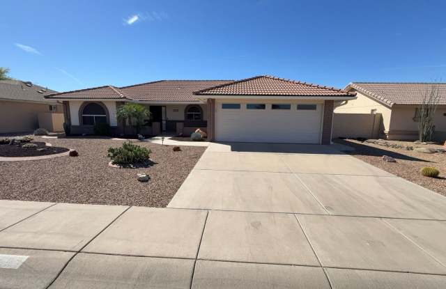 Sunland Springs Village