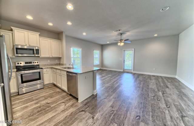 89 Crossing Lane unit: A