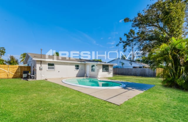452 Briarwood Road