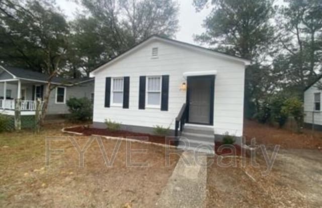 2728 W Surrey Dr - 2728 West Surrey Drive, North Charleston, SC 29405