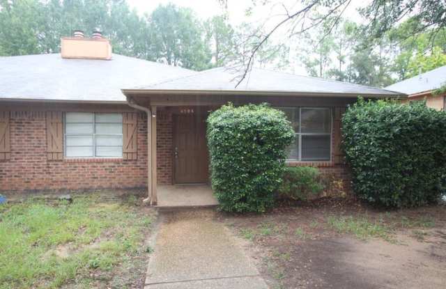 4508 Edinburgh Drive