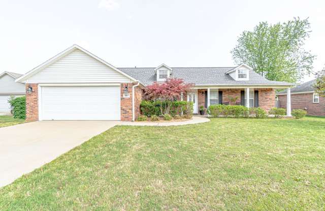 Beautiful Bentonville Home!