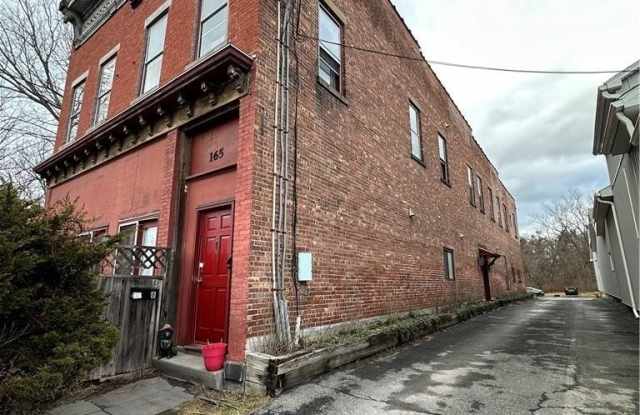 165 Ulster Avenue unit: 7