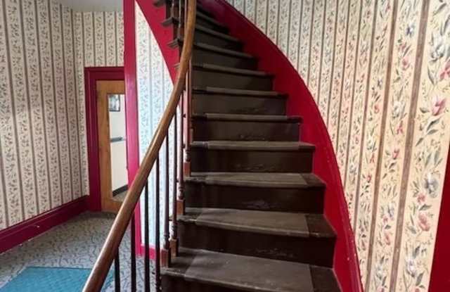 Photo of 135 W Michigan #2 Avenue