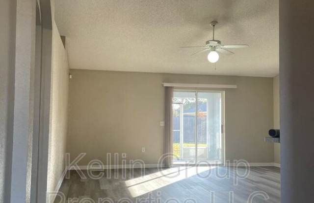 1145 View Pointe Cir