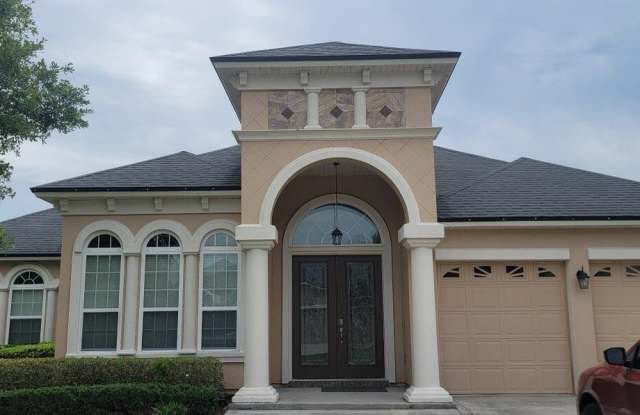 Photo of 305 ELLSWORTH Circle