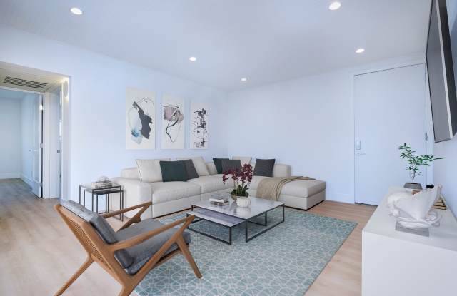 Photo of A Santa Monica Sanctuary: 834 Fourth Street