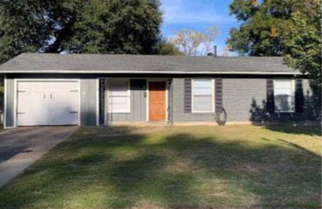 3032 Louise St - 3032 Louise Street, Shreveport, LA 71108