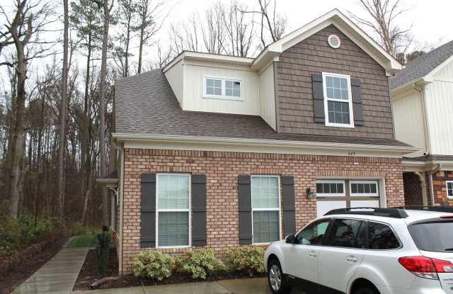 Open Floor plan in Greenbrier!