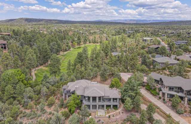 804 N GRAPEVINE Drive