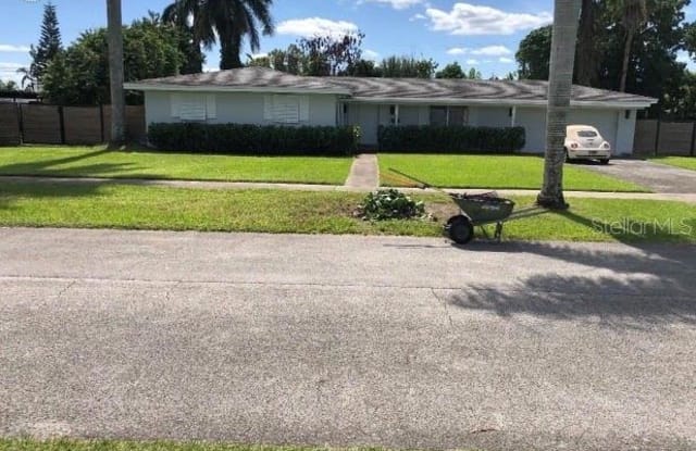 444 NW 21 STREET - 444 NW 21 St, Homestead, FL 33030