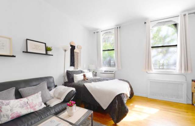 149 E 62ND ST.