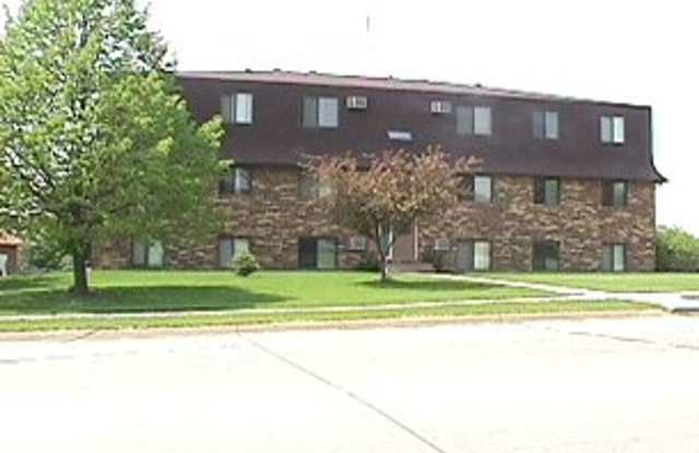 Westside Iowa City 2 bedroom apartment