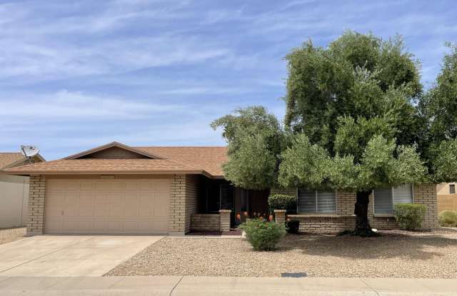 10500 E MERCER Lane