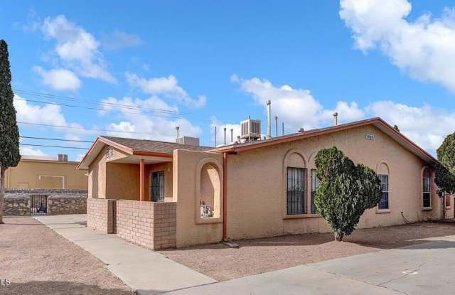 1909 Karen Sue Place unit: C