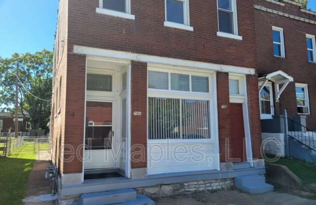 706 Wilmington Ave 2nd Fl