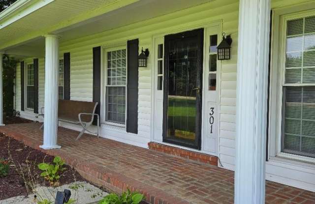 301 QUEEN ANNE Street